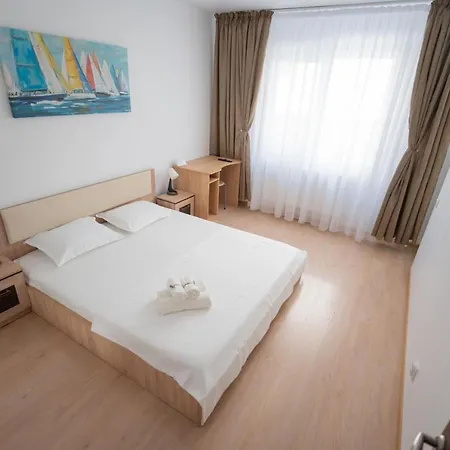 Hotel Studio Titan Bucarest Esterno foto